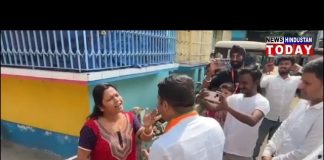 बीजपुर विधानसभा सीट के भाजपा उम्मीदवार सुदीप्तो दास को प्रचार के दौरान करना पड़ा विरोध का सामना। #bizpore #bjp