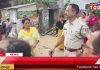तृणमूल के पूर्व विधायक सनत दे पर लोगों ने फेंक अंडा।