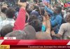 अंडों की मार से निर्मल घोष को नहीं बचा पाई पुलिस।