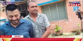 कमर में रस्सी बांध और हथकड़ी पहनाकर तृणमूल के बाहुबली पूर्व पार्षद को कोर्ट ले गई पुलिस।